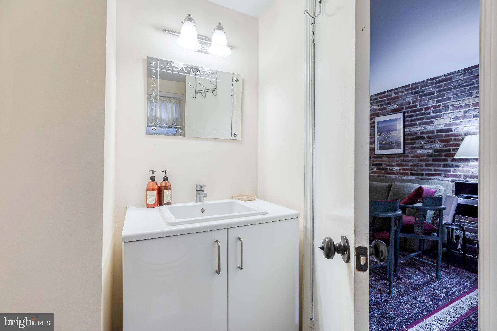 1713 Rodman Street Philadelphia, PA 19146 - Photo 17 of 23 Gallery Image 17
