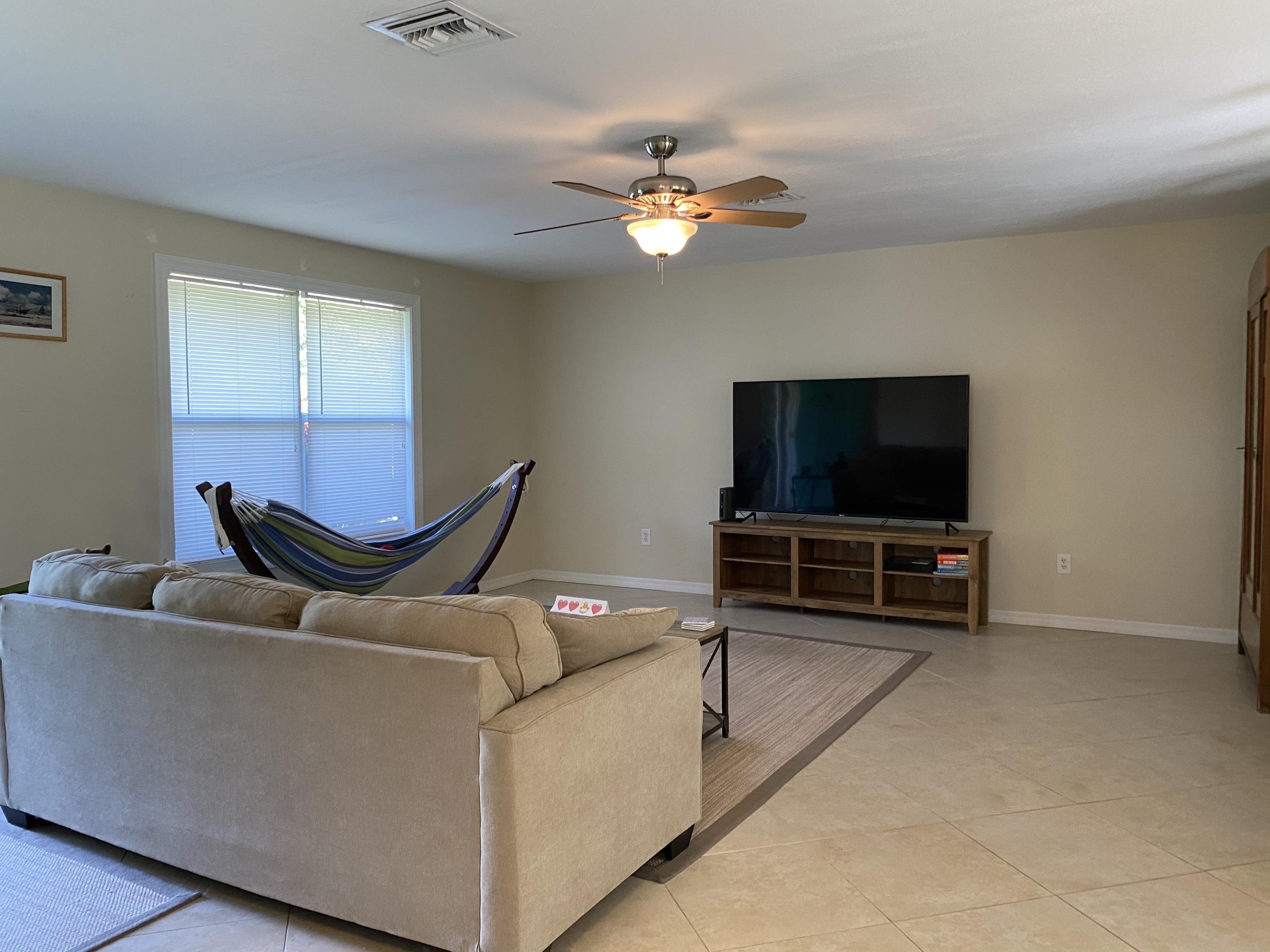402 Southwest Timber Trail Stuart, FL 34997 - Photo 6 of 6 Living rm