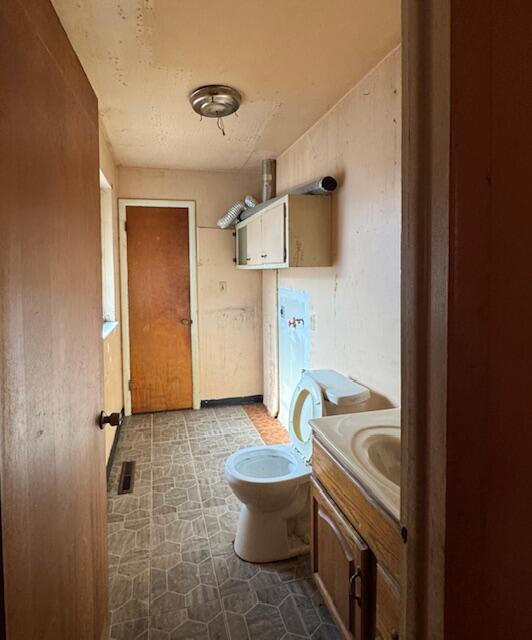 278 Cullman Road Columbus, OH 43207 - Photo 12 of 13 Bathroom off bedroom