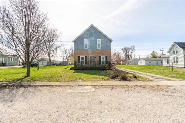$150,000 | 219 East Elm Street, Argenta, IL 62501