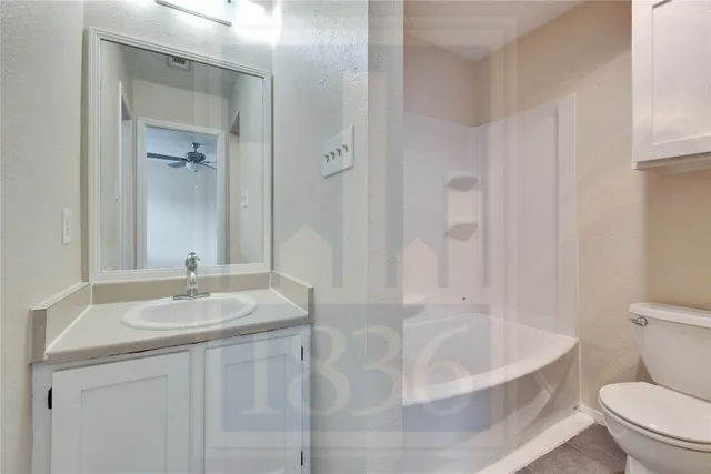 $1,395 | 2905 West Slaughter Lane, Unit A, Austin, TX 78748