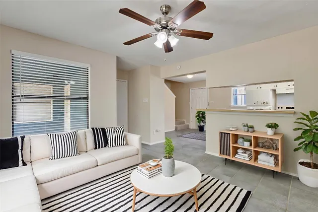 $1,395 | 2905 West Slaughter Lane, Unit A, Austin, TX 78748