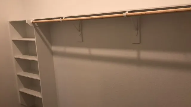 $2,150 | 421 Robin Court, Angleton, TX 77515