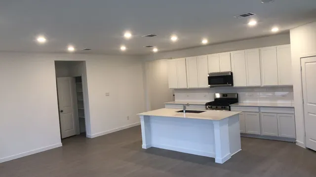 $2,150 | 421 Robin Court, Angleton, TX 77515