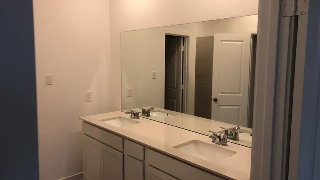 $2,150 | 421 Robin Court, Angleton, TX 77515