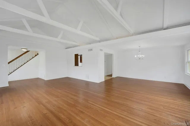 $1,295,000 | 1 Echo Bay Place, New Rochelle, NY 10805