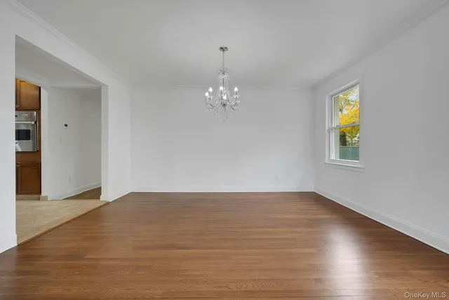 $1,295,000 | 1 Echo Bay Place, New Rochelle, NY 10805