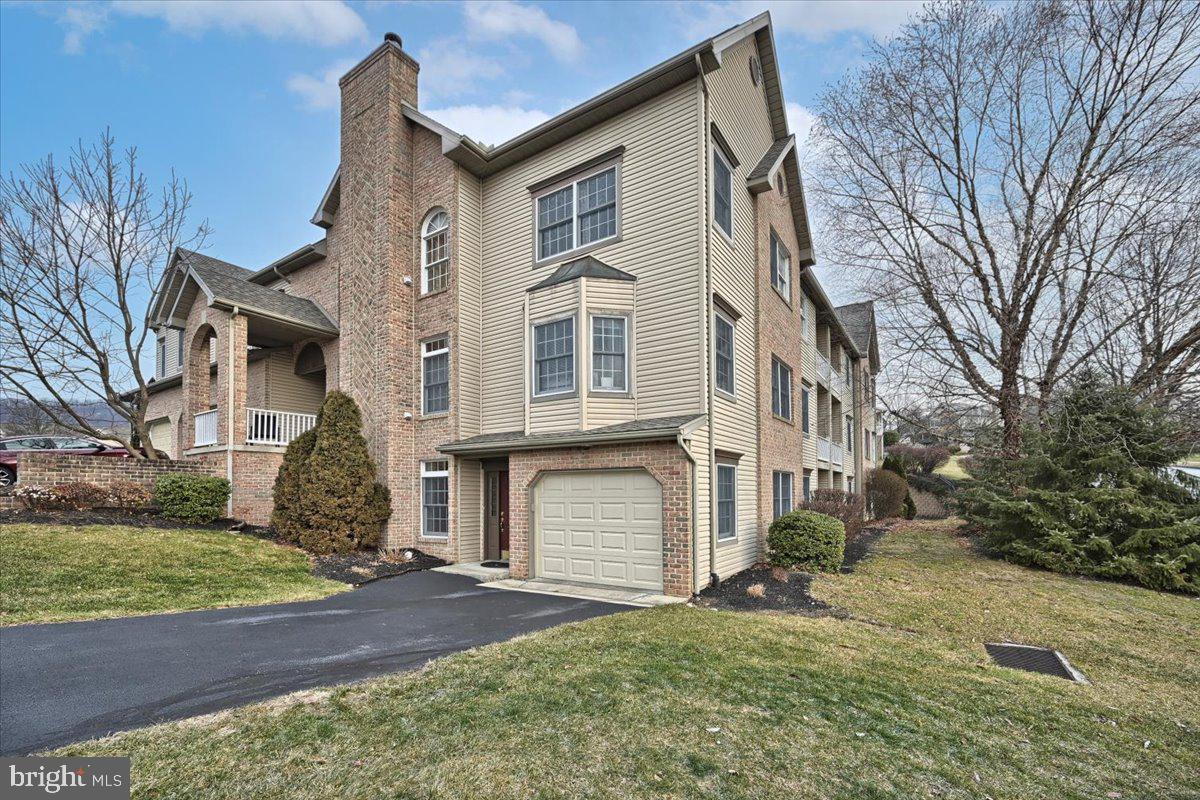 4517 Deer Path Road Harrisburg, PA 17110 - Photo 32 of 36 End unit