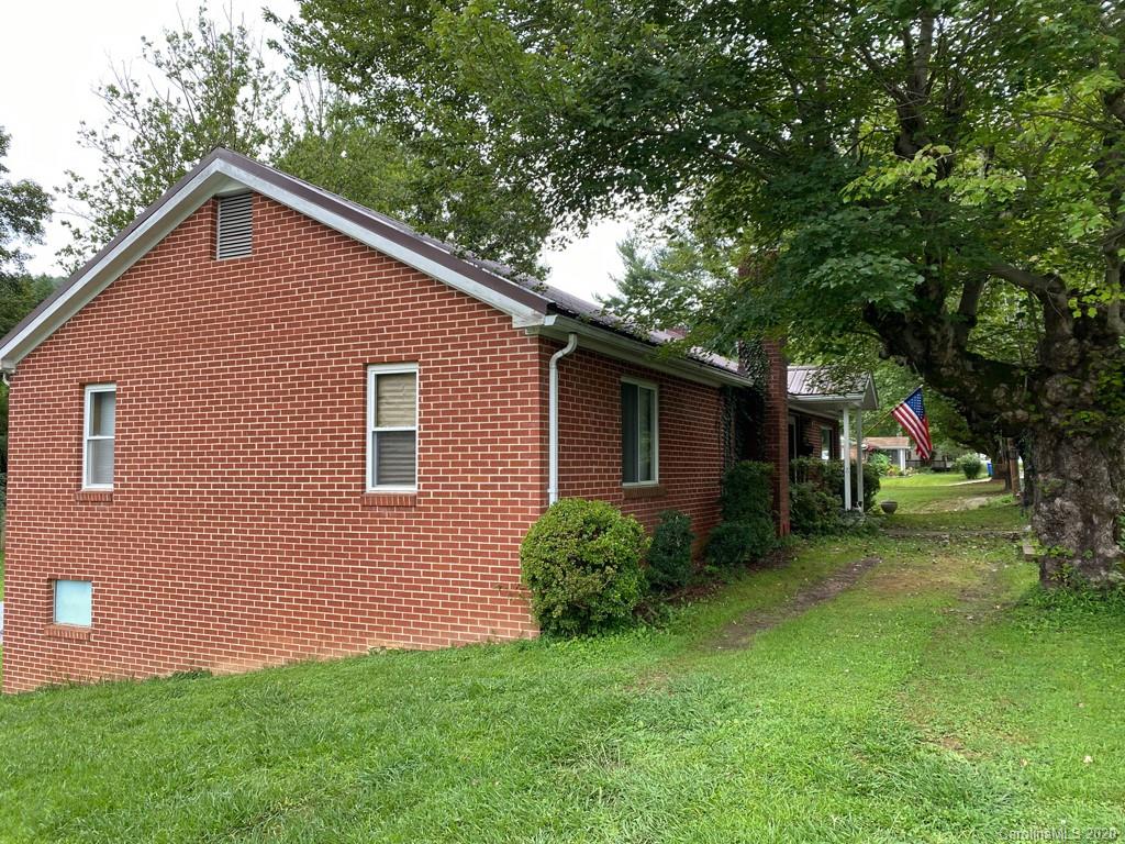 96 Morris Road Brevard, NC 28712 - Photo 1 of 30 Gallery Image 1