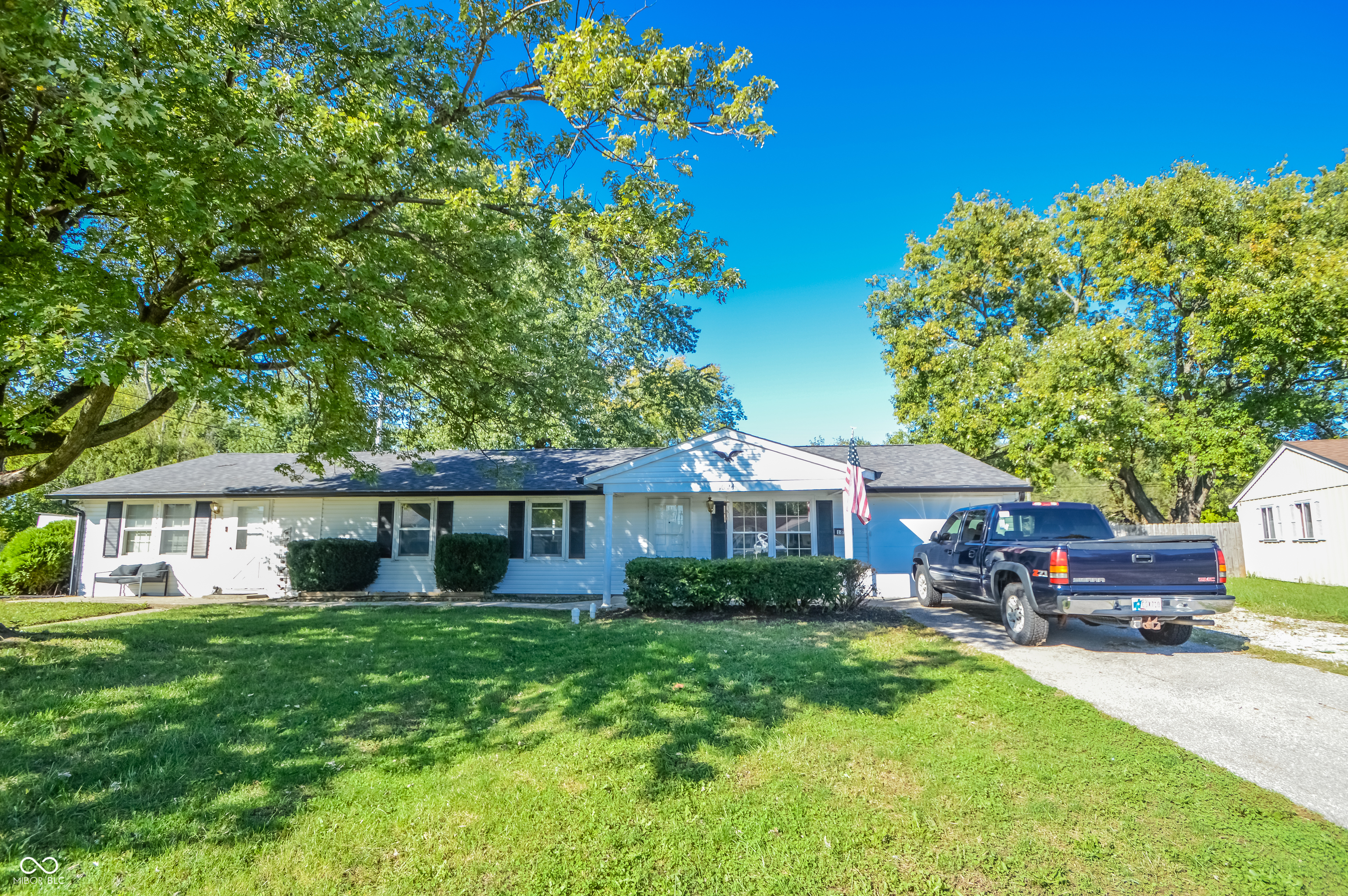 1624 Roberts Road Franklin, IN 46131 - Photo 2 of 57 Gallery Image 2