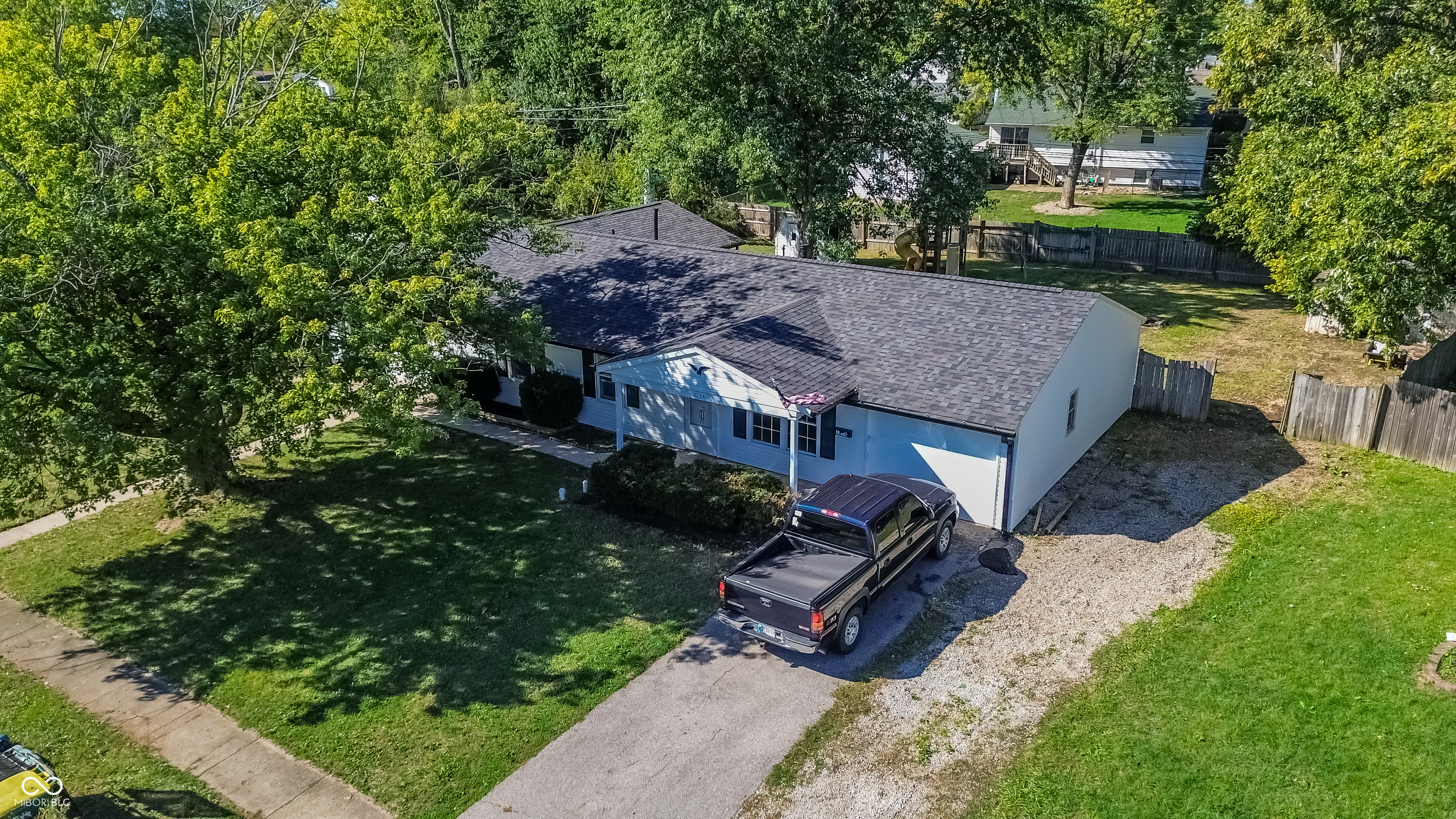 1624 Roberts Road Franklin, IN 46131 - Photo 4 of 57 Gallery Image 4