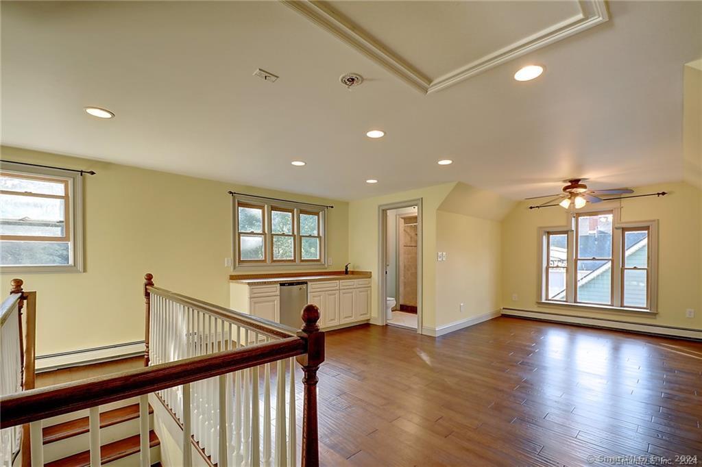 186 Raymond Road West Hartford, CT 06107 - Photo 26 of 39