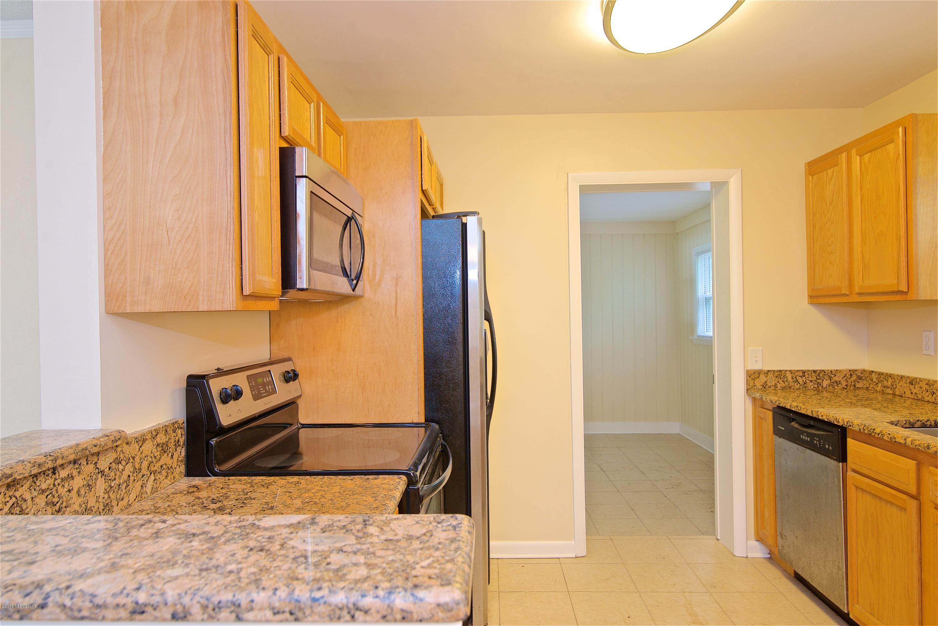 2433 Gaillardia Road Jacksonville, FL 32211 - Photo 9 of 21 Kitchen2