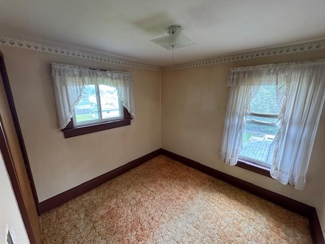 521 Mcclure Sharon, PA 16146 - Photo 11 of 14 an empty room with a window