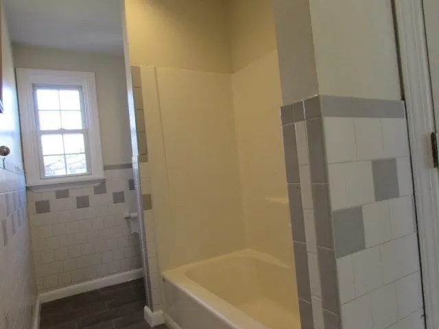 $1,800 | 41 Forest Seekonk Ma, Unit 2, Seekonk, MA 02771