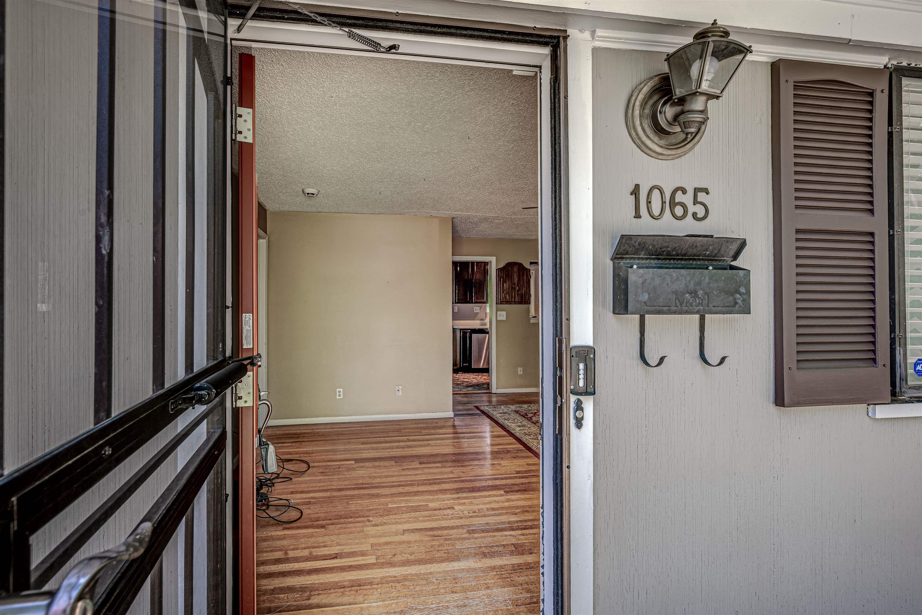 1065 Wellsville Road Memphis, TN 38117 - Photo 2 of 14 Gallery Image 2