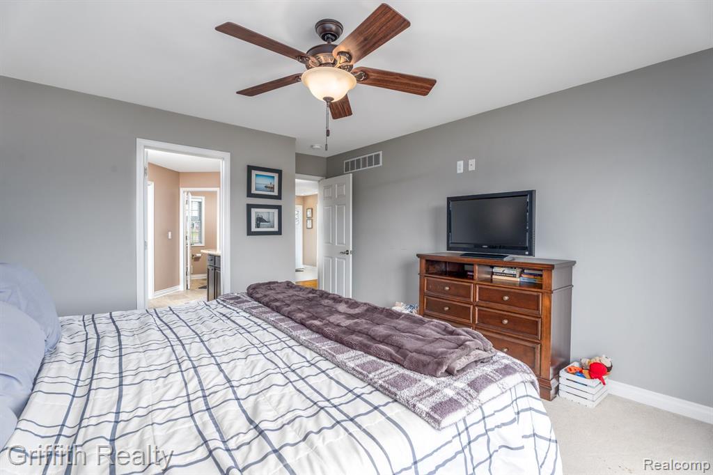 486 North Hacker Road Howell, MI 48843 - Photo 33 of 44