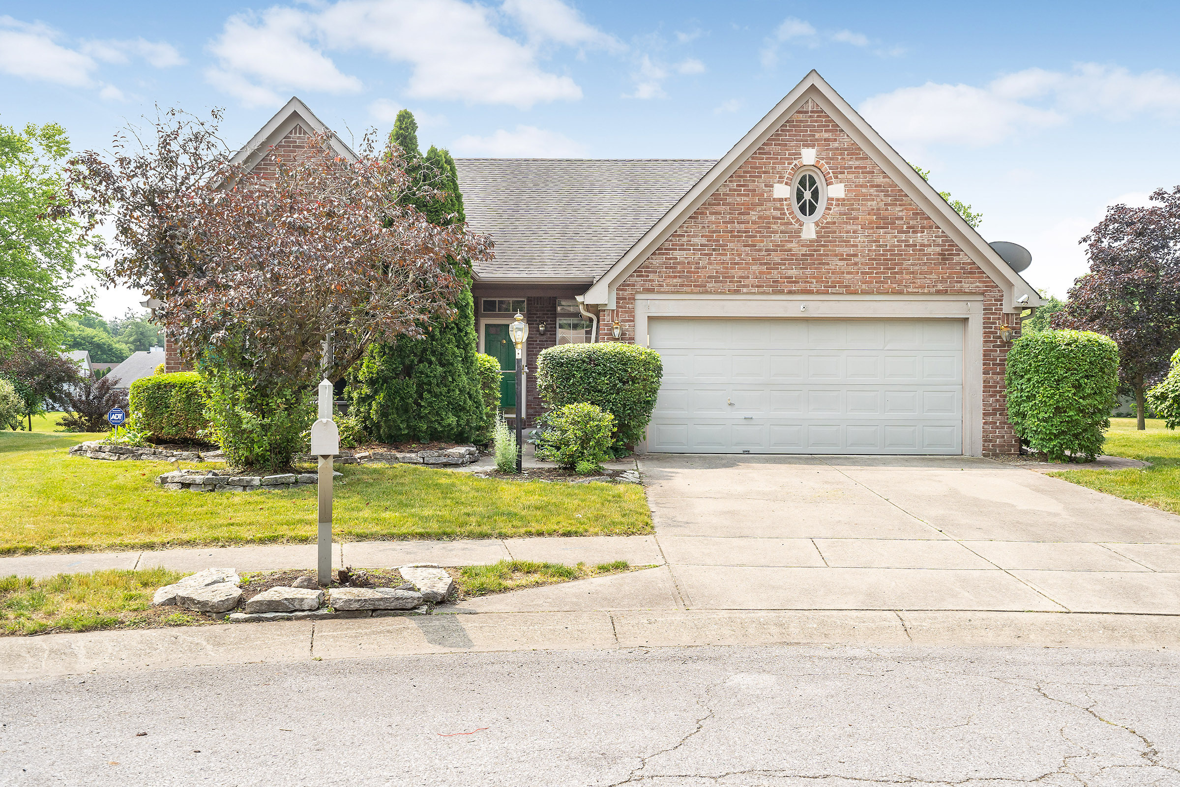 4615 Common View Circle, Indianapolis, IN 46220 Compass