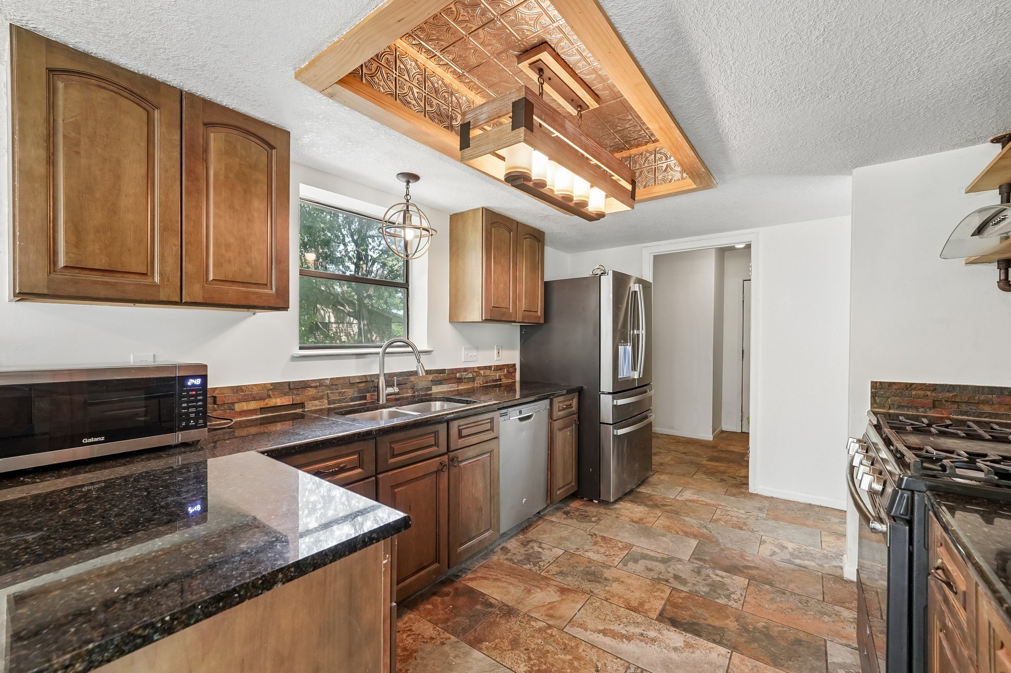 1100 River Bend Georgetown, TX 78628 - Photo 9 of 28