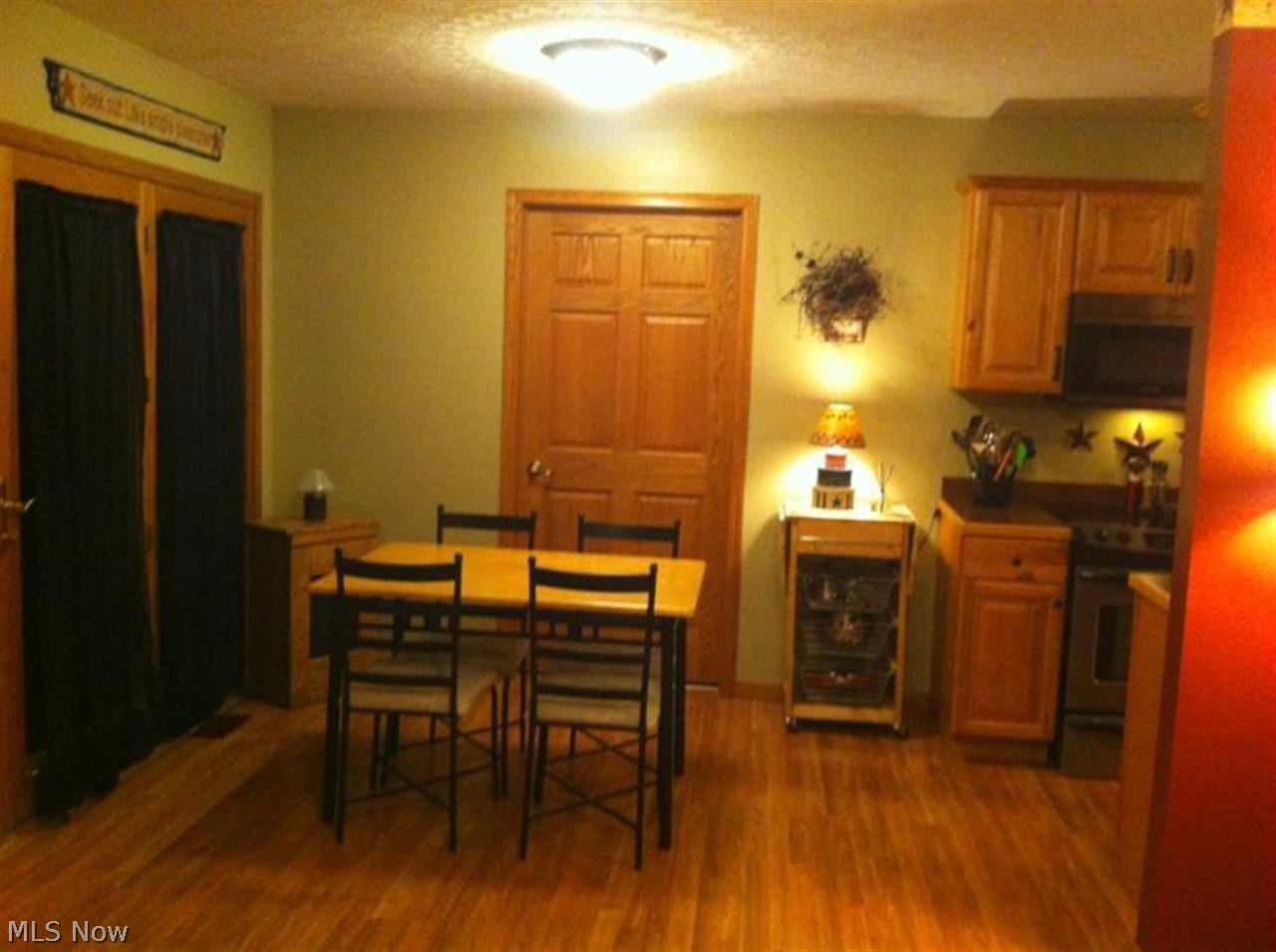 37371 Harry's Ridge Road Barnesville, OH 43713 - Photo 6 of 23 Gallery Image 6