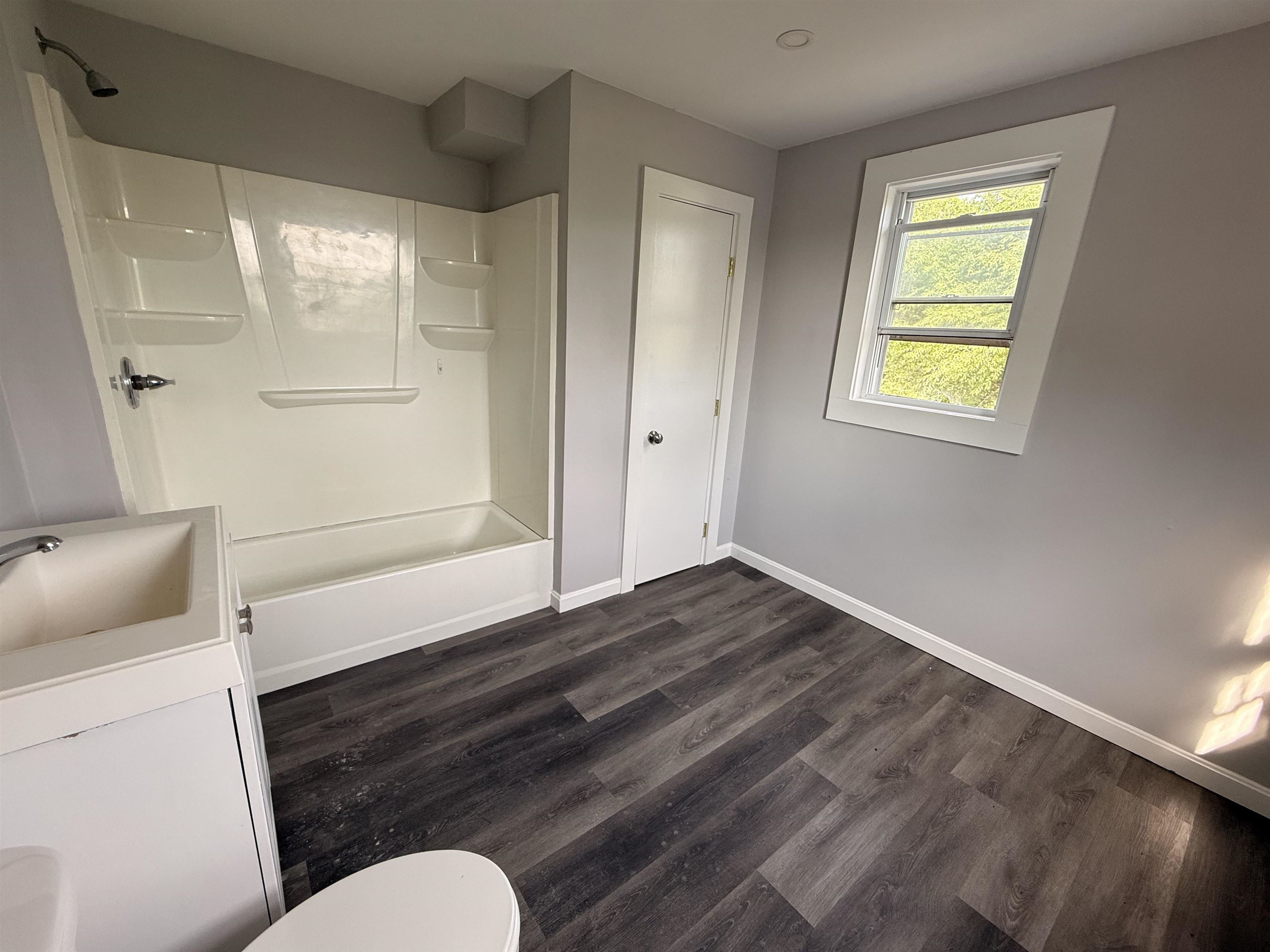 1309 Putney Road Brattleboro, VT 05301 - Photo 23 of 32