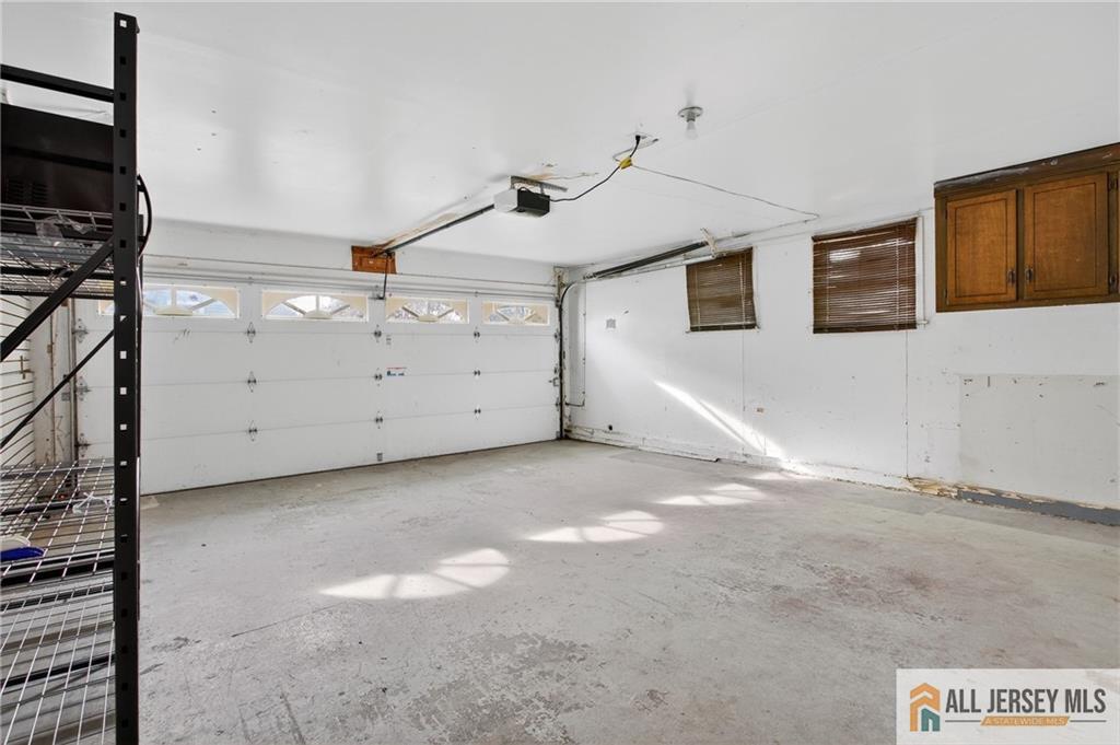 352 Rahway Road Edison, NJ 08820 - Photo 26 of 30 a view of a garage