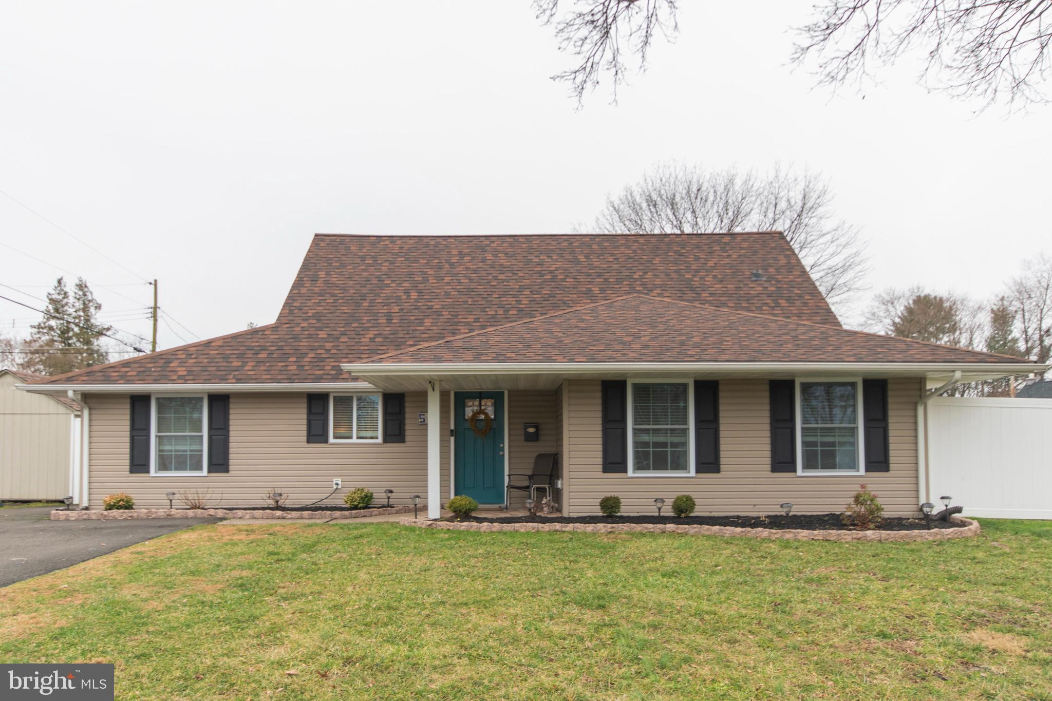 51 Harp Road Levittown, PA 19056 - Photo 1 of 27 Gallery Image 1
