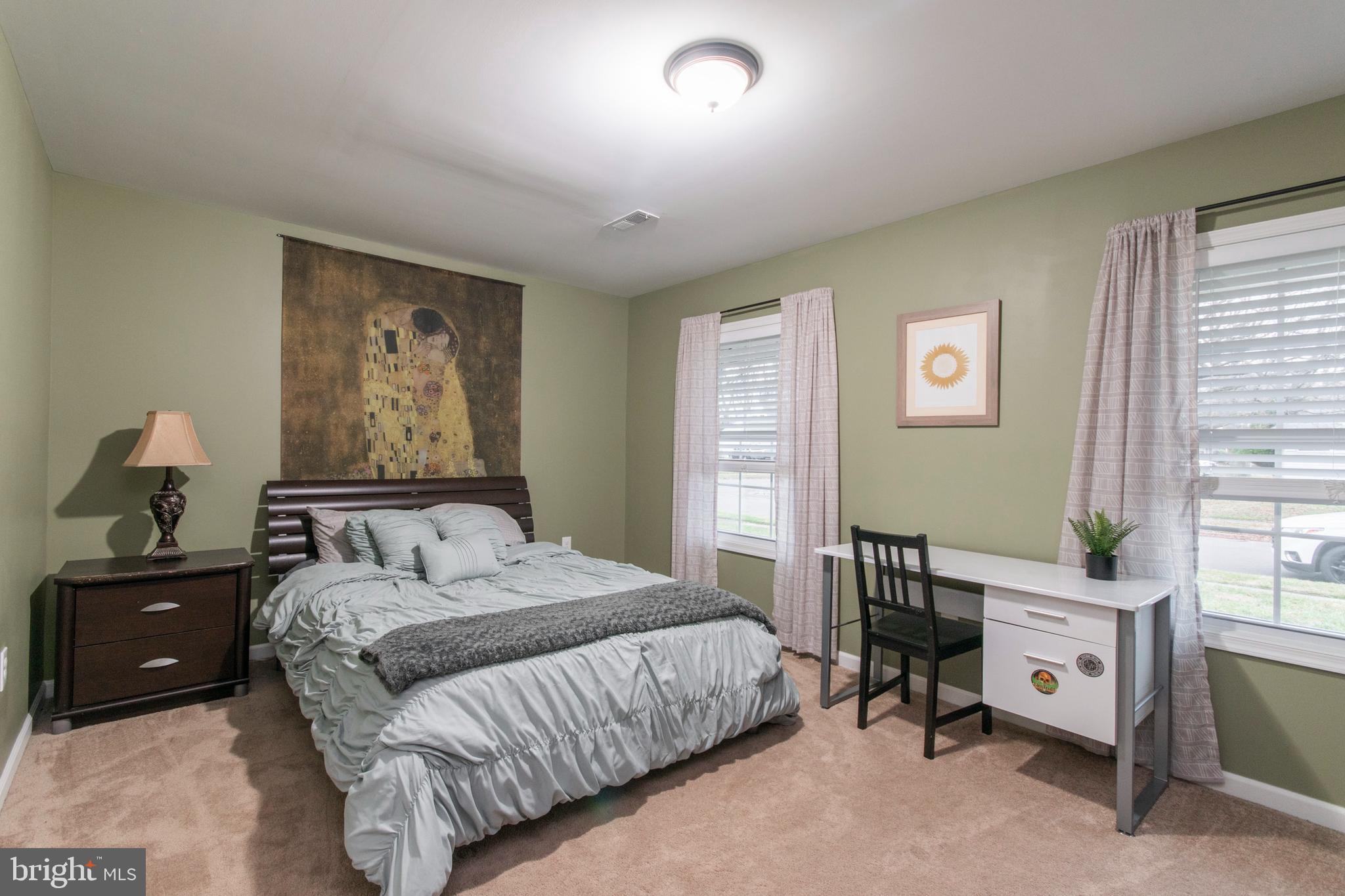 51 Harp Road Levittown, PA 19056 - Photo 13 of 27 Gallery Image 13