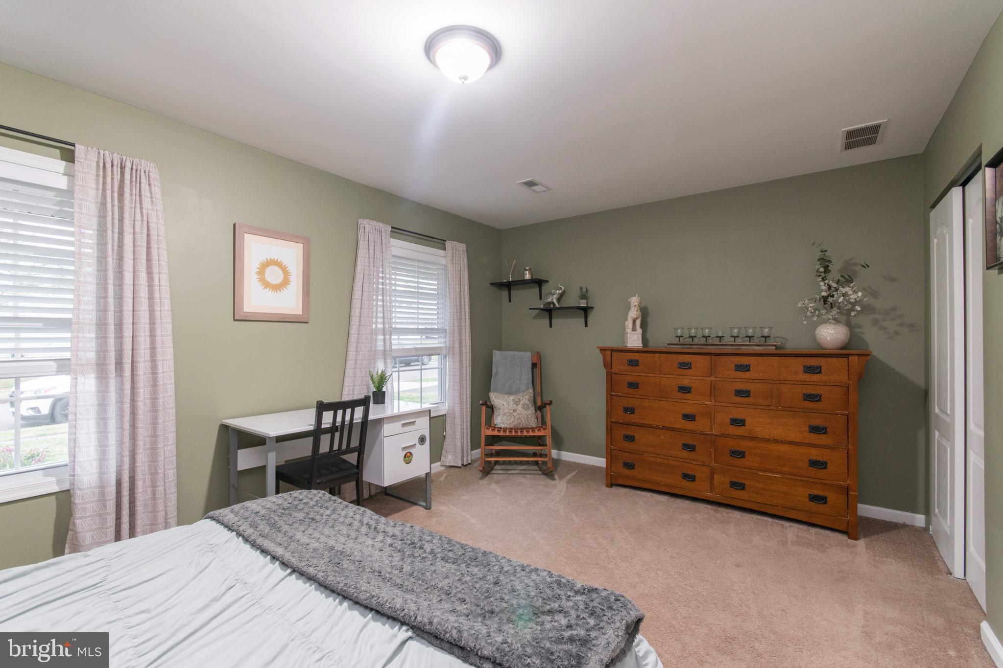 51 Harp Road Levittown, PA 19056 - Photo 14 of 27 Gallery Image 14