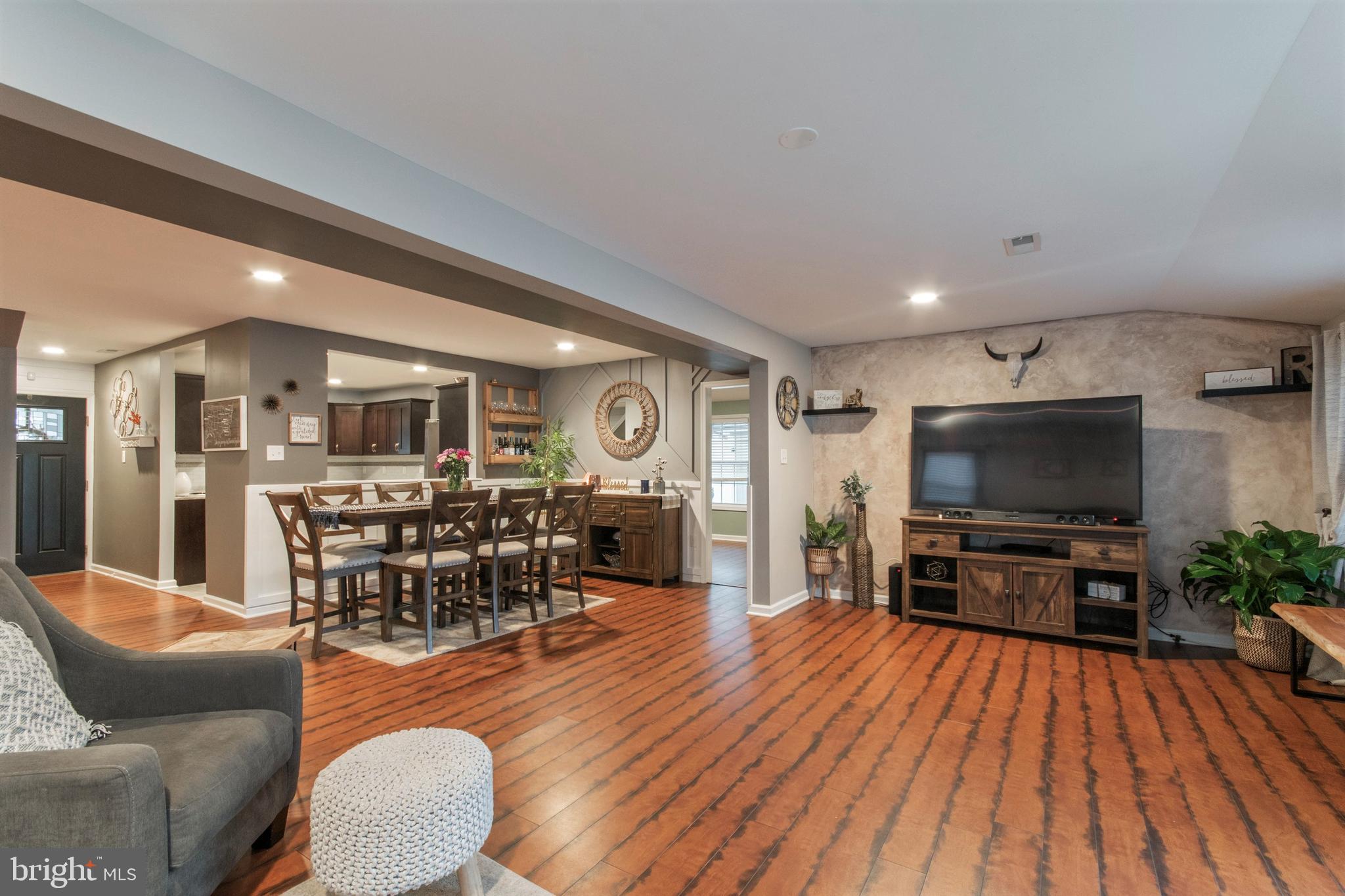 51 Harp Road Levittown, PA 19056 - Photo 9 of 27 Gallery Image 9
