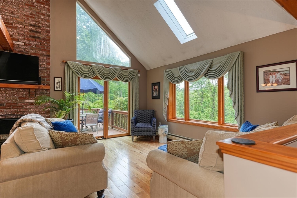 334 Mendon Street Upton, MA 01568 - Photo 14 of 41