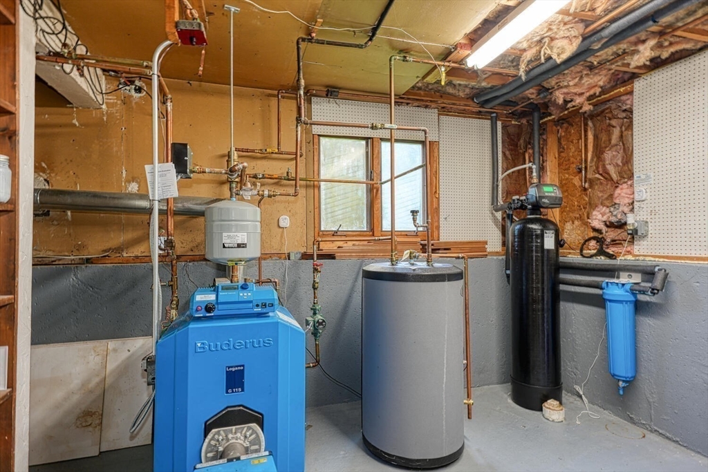 334 Mendon Street Upton, MA 01568 - Photo 32 of 41