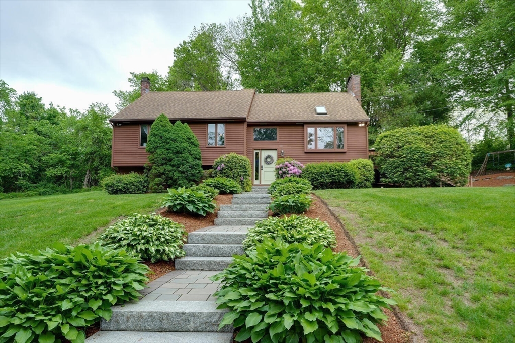 334 Mendon Street Upton, MA 01568 - Photo 34 of 41