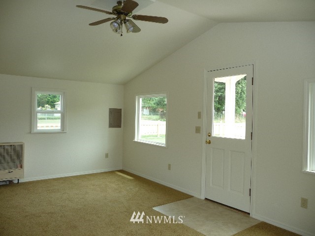 4786 Southeast Foss Road Port Orchard, WA 98366 - Photo 5 of 13 Gallery Image 5