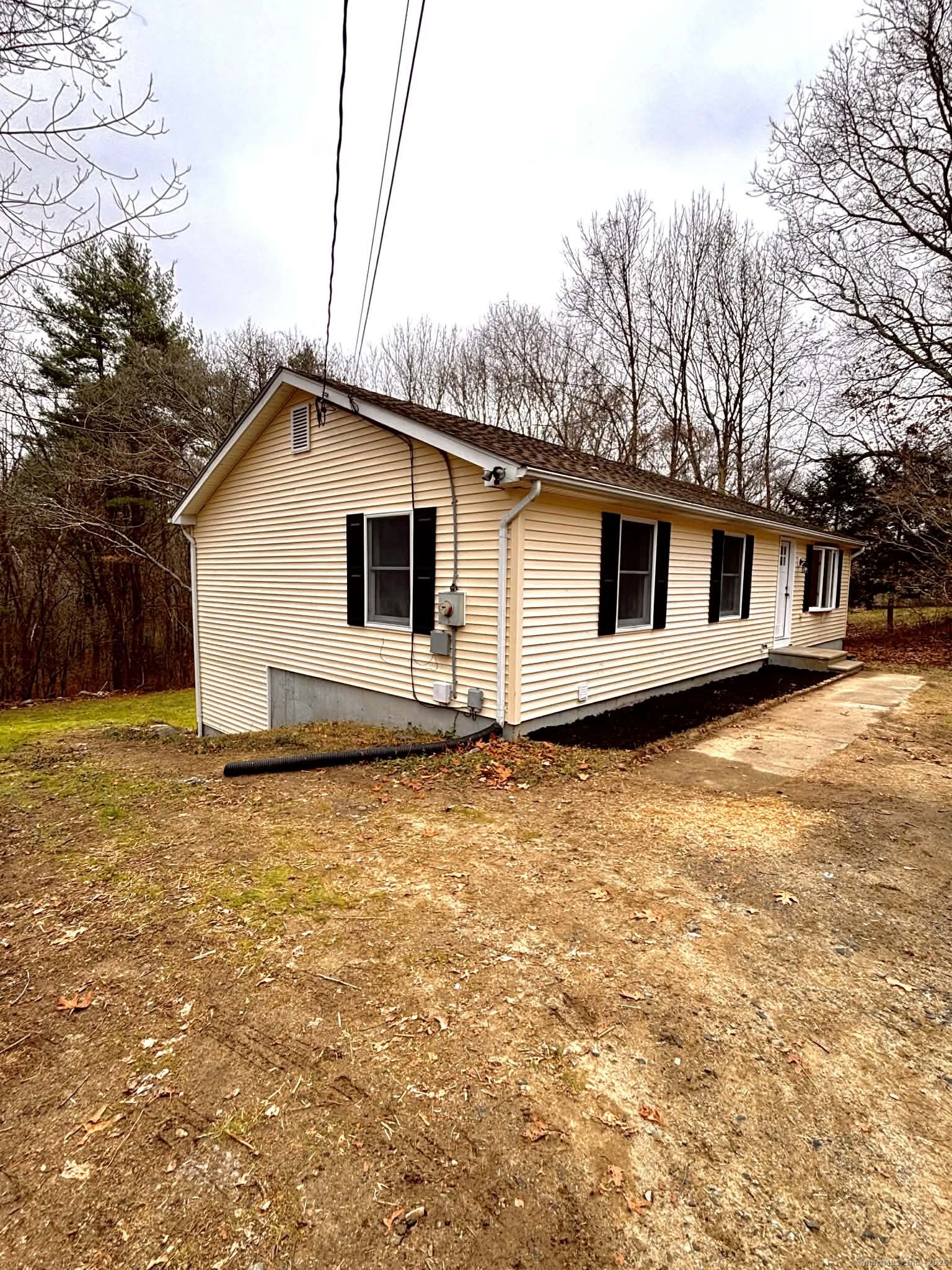 164 Starkweather Road Plainfield, CT 06354 - Photo 2 of 23 a view of a house with a yard