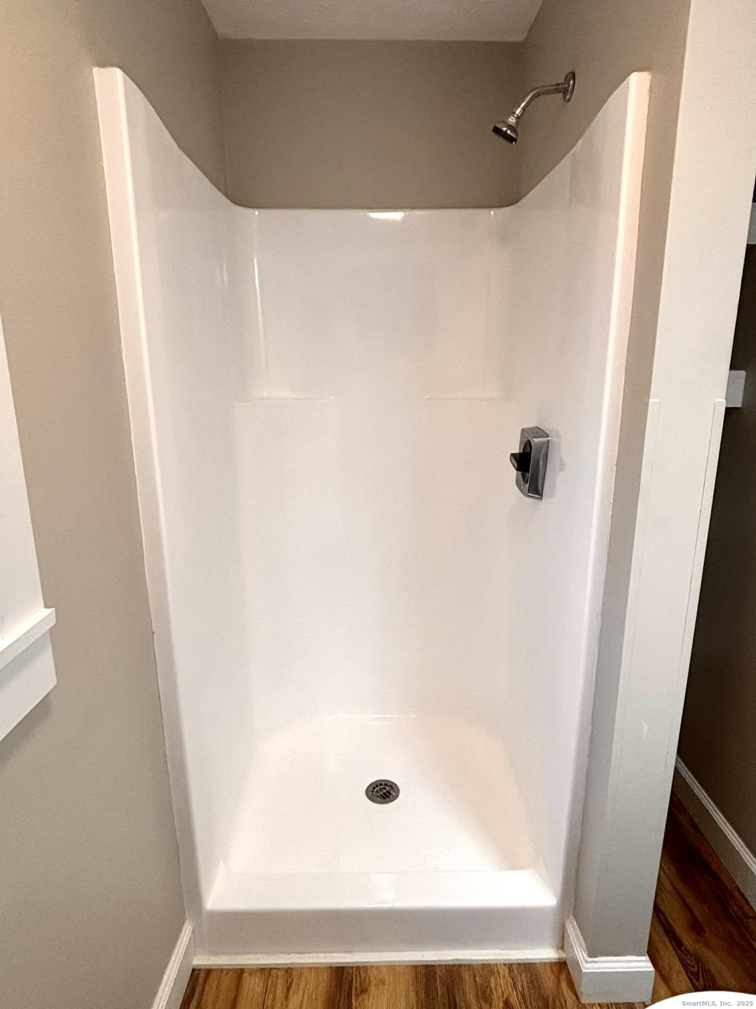 164 Starkweather Road Plainfield, CT 06354 - Photo 9 of 23 a bathroom with a shower