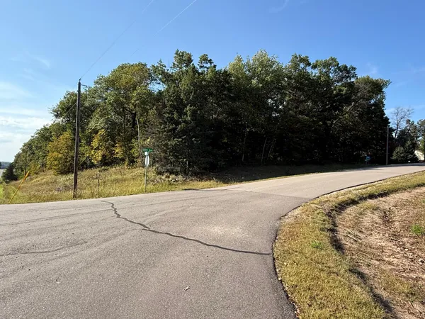 $77,000 | 44015 100th Avenue, Holdingford, MN 56340
