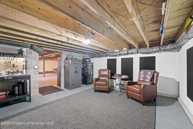 $725,000 | 220 Fuller Road, Dalton, PA 18414