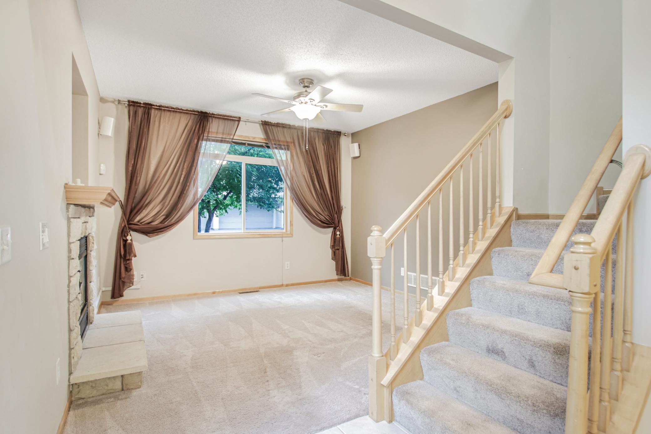 9138 Comstock Lane North Maple Grove, MN 55311 - Photo 2 of 40