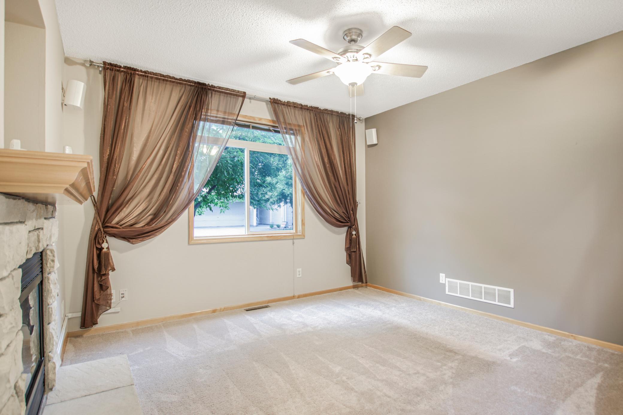 9138 Comstock Lane North Maple Grove, MN 55311 - Photo 3 of 40