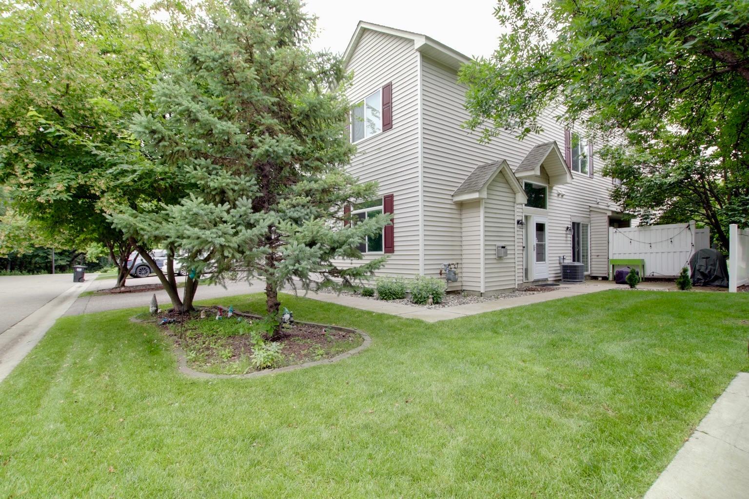 9138 Comstock Lane North Maple Grove, MN 55311 - Photo 36 of 40