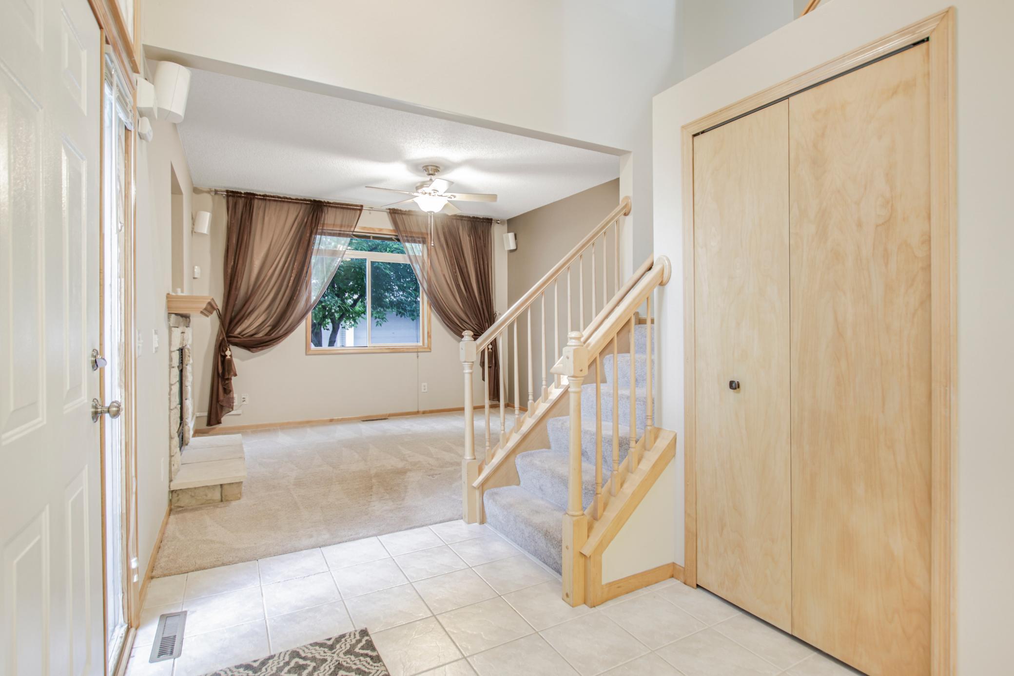 9138 Comstock Lane North Maple Grove, MN 55311 - Photo 7 of 40