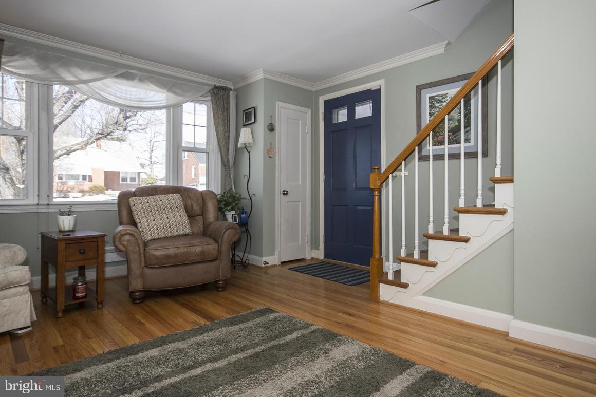 1807 Weyburn Road Baltimore, MD 21237 - Photo 2 of 29 Living Room