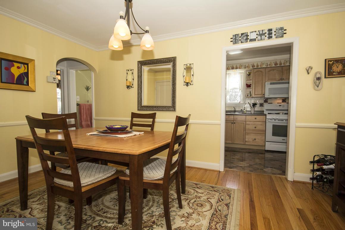 1807 Weyburn Road Baltimore, MD 21237 - Photo 5 of 29 Dining Room