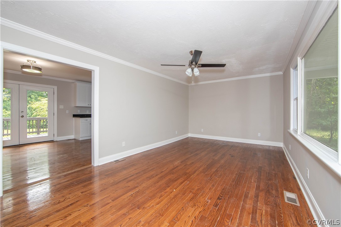 4352 Three Bridge Road Powhatan, VA 23139 - Photo 30 of 30 The open floor plan is perfect for entertaining.