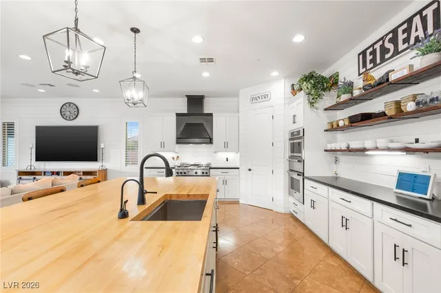 $2,950,000 | 1035 Aviator Court, Henderson, NV 89002