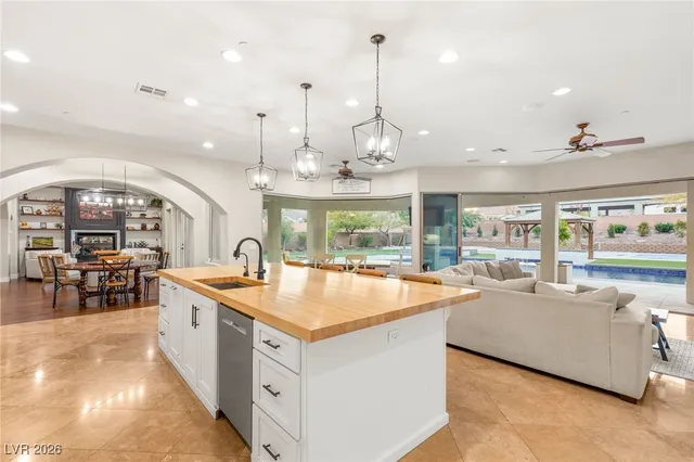 $2,950,000 | 1035 Aviator Court, Henderson, NV 89002