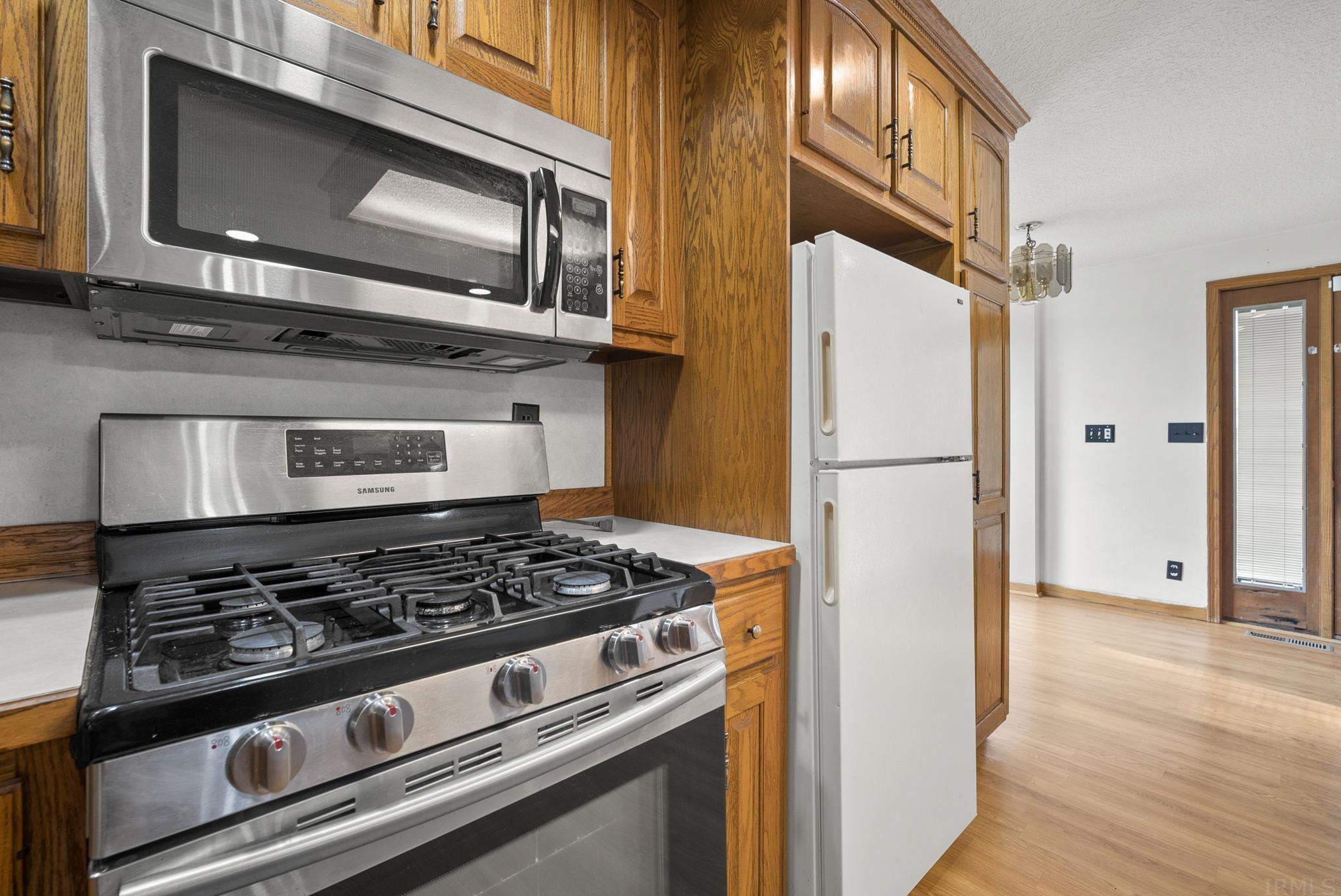20131 Monroeville Road Monroeville, IN 46773 - Photo 11 of 32