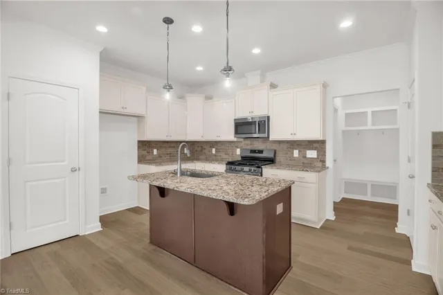 $479,900 | 3607 Townland Circle, Clemmons, NC 27012