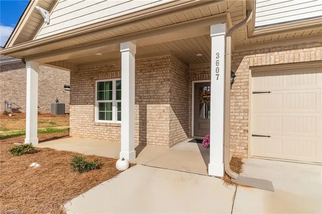 $479,900 | 3607 Townland Circle, Clemmons, NC 27012